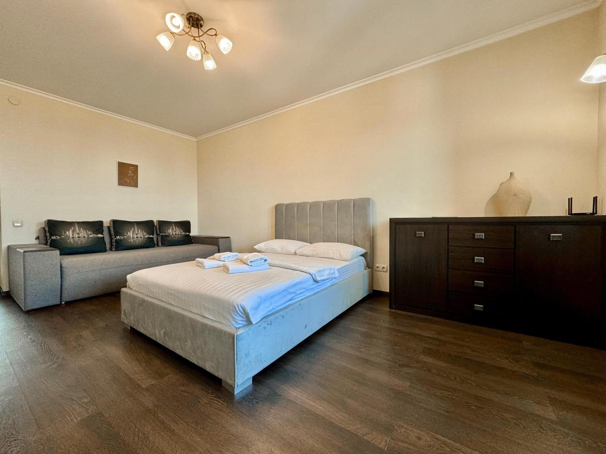 Apartpoltava Світлі Просторі Апартаменти 80М2 , 2-Окремі Кімнати, Новобудова Центр Чек Банківський エクステリア 写真