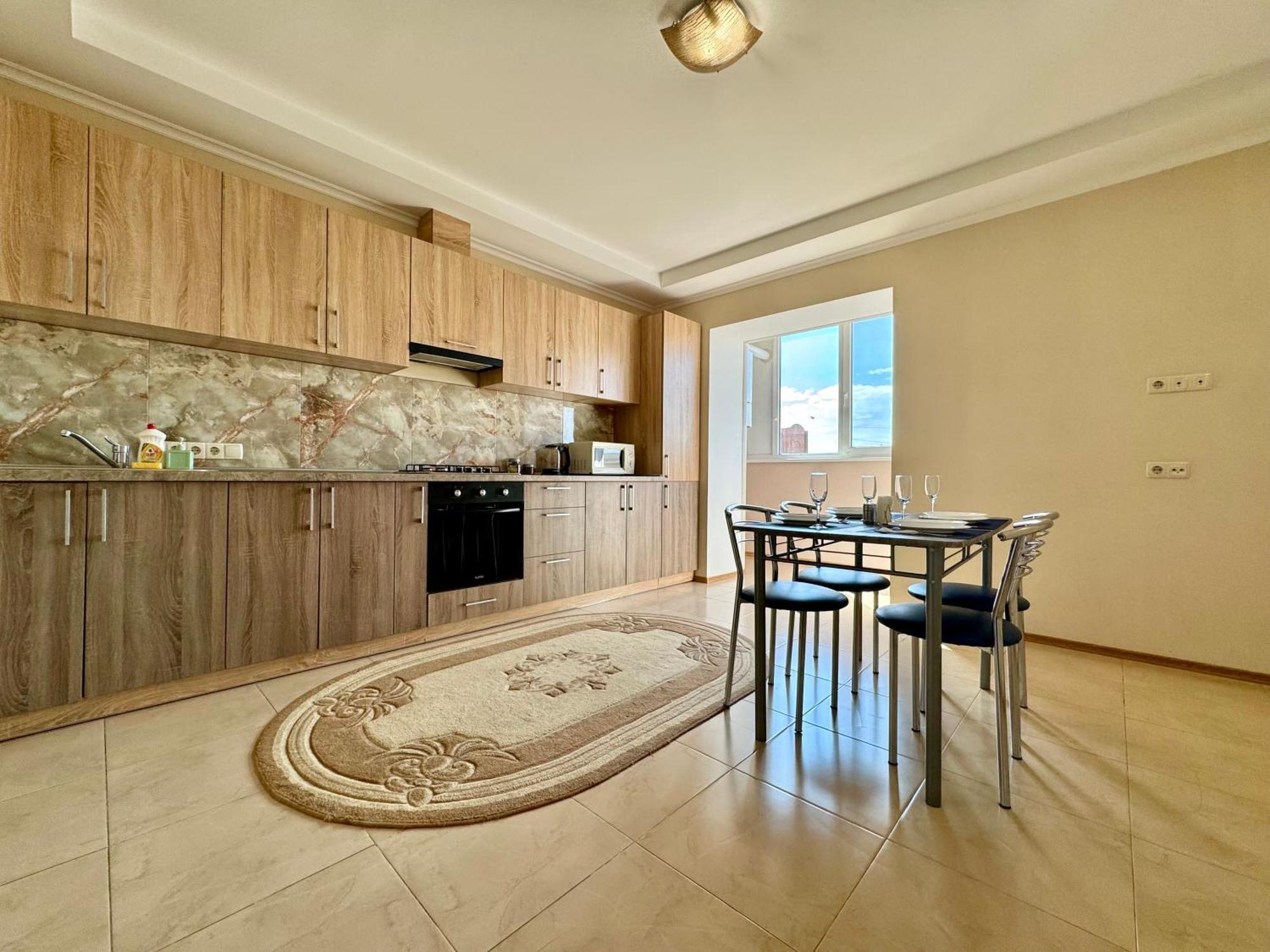 Apartpoltava Світлі Просторі Апартаменти 80М2 , 2-Окремі Кімнати, Новобудова Центр Чек Банківський エクステリア 写真