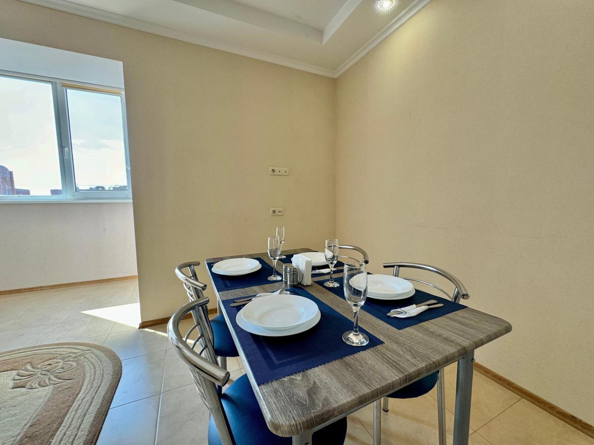 Apartpoltava Світлі Просторі Апартаменти 80М2 , 2-Окремі Кімнати, Новобудова Центр Чек Банківський エクステリア 写真