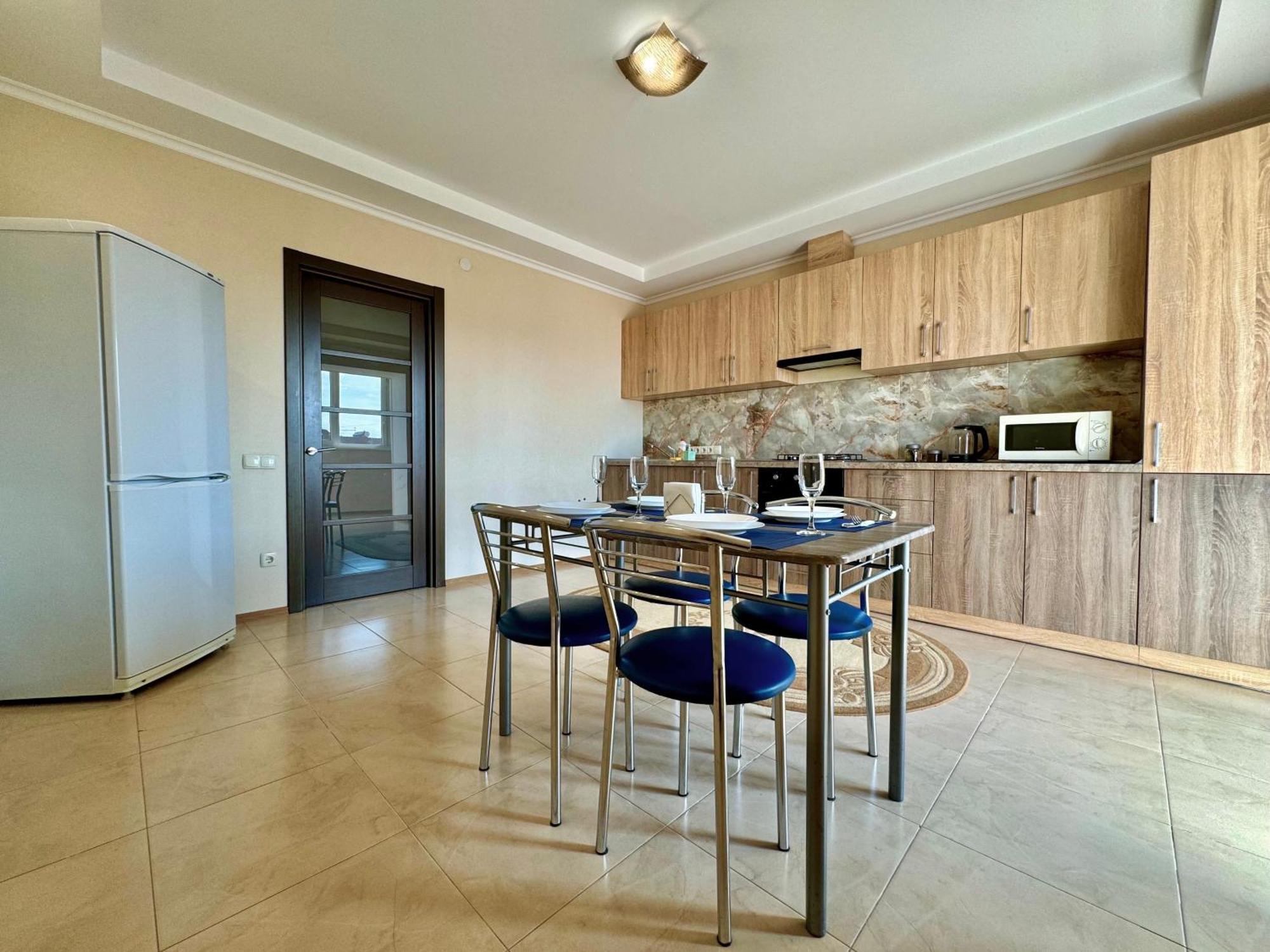 Apartpoltava Світлі Просторі Апартаменти 80М2 , 2-Окремі Кімнати, Новобудова Центр Чек Банківський エクステリア 写真